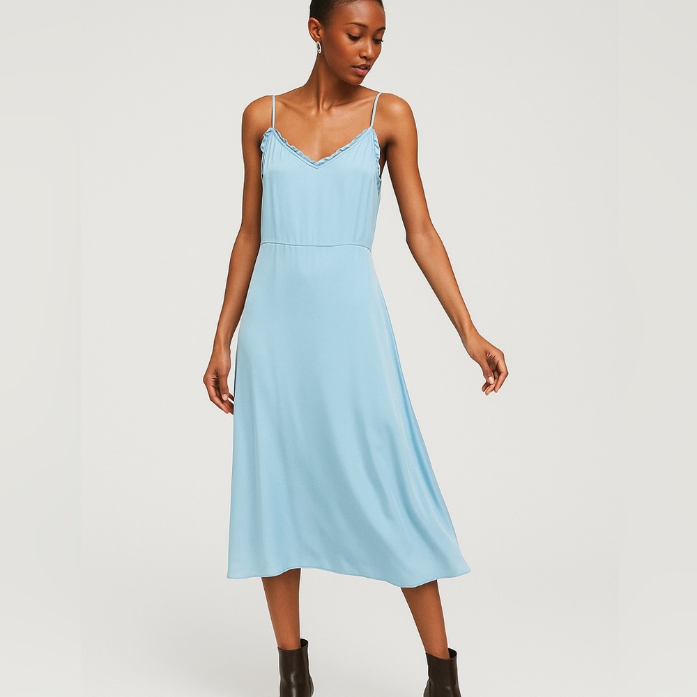 Aritzia Wilfred Mille satin midi dress size 2 / XS